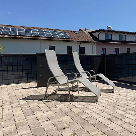 דירה Luxus Urlaub Auf 1000 Meter Im Erholungsparadies ליבנאו